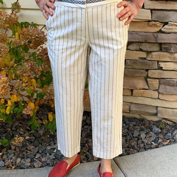 Talbots white/narrow blue stripes capris, size 6 - Picture 7 of 10